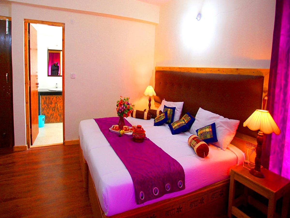 The Hotel Himalaya, เลห์ ภายนอก รูปภาพ